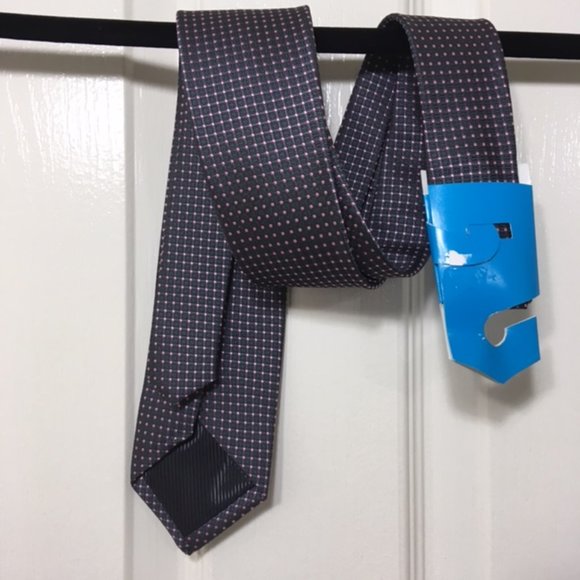 Hand Made, 100% Thai silk, Purple with Pink pocka dot design, Men’s Tie - Picture 2 of 9